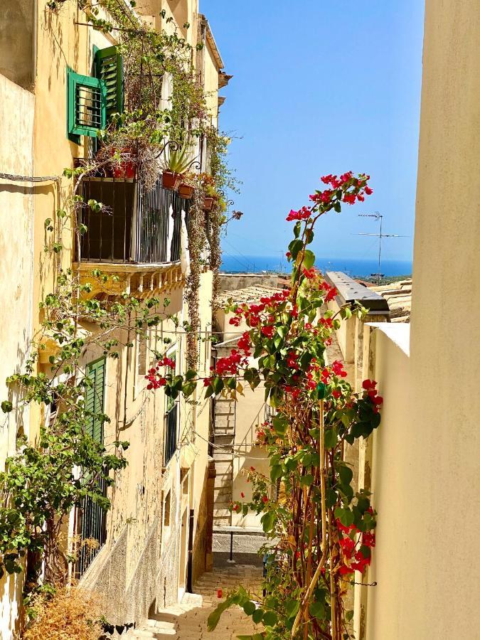 Melodia3 Suites Noto Exterior foto