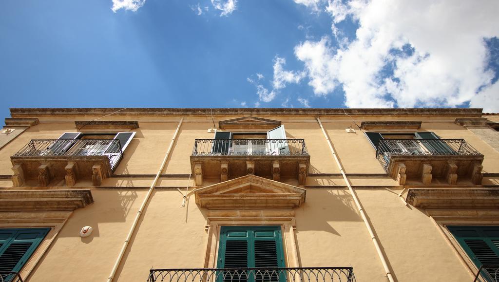 Melodia3 Suites Noto Exterior foto
